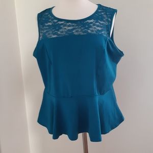 U2B NWOT SLEEVELESS Women's  Blouse  size 2X